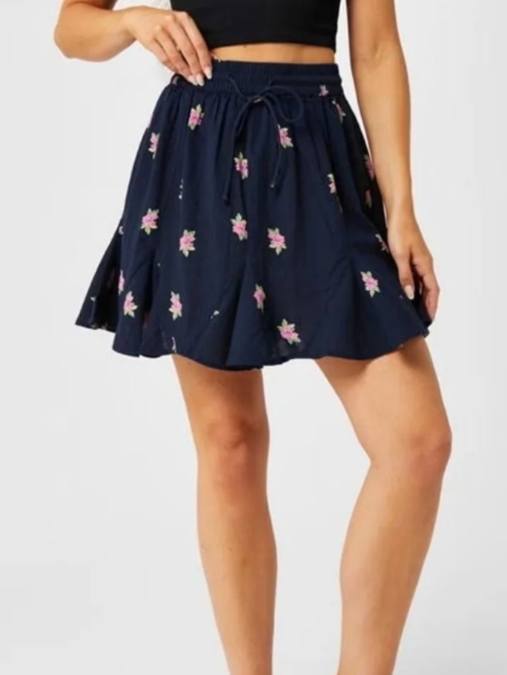 NWOT Vero Moda Navy Pink Floral Mini Skater Skirt Cottagecore Women’s Size Small